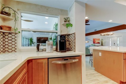 Casa en venta en Safety Harbor, Florida, 4 dormitorios, 227.33 m2 № 1910587 - foto 24