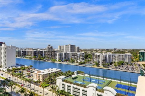 Condo à Hollywood, Floride, 1 chambre № 2251164