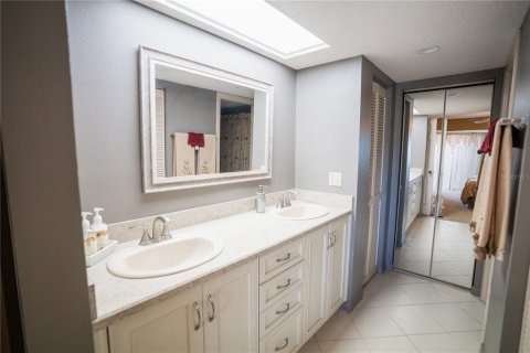 Copropriété à vendre à Tarpon Springs, Floride: 2 chambres, 104.52 m2 № 1772795 - photo 30