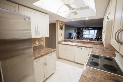 Copropriété à vendre à Tarpon Springs, Floride: 2 chambres, 104.52 m2 № 1772795 - photo 12
