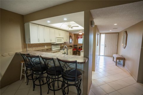 Copropriété à vendre à Tarpon Springs, Floride: 2 chambres, 104.52 m2 № 1772795 - photo 10