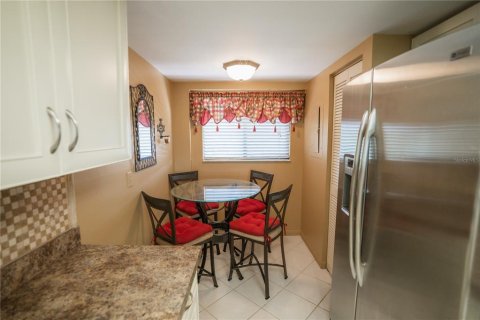 Copropriété à vendre à Tarpon Springs, Floride: 2 chambres, 104.52 m2 № 1772795 - photo 18