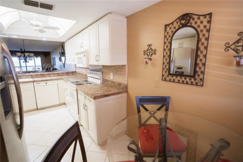 Copropriété à vendre à Tarpon Springs, Floride: 2 chambres, 104.52 m2 № 1772795 - photo 17