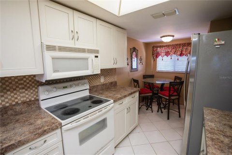 Copropriété à vendre à Tarpon Springs, Floride: 2 chambres, 104.52 m2 № 1772795 - photo 16