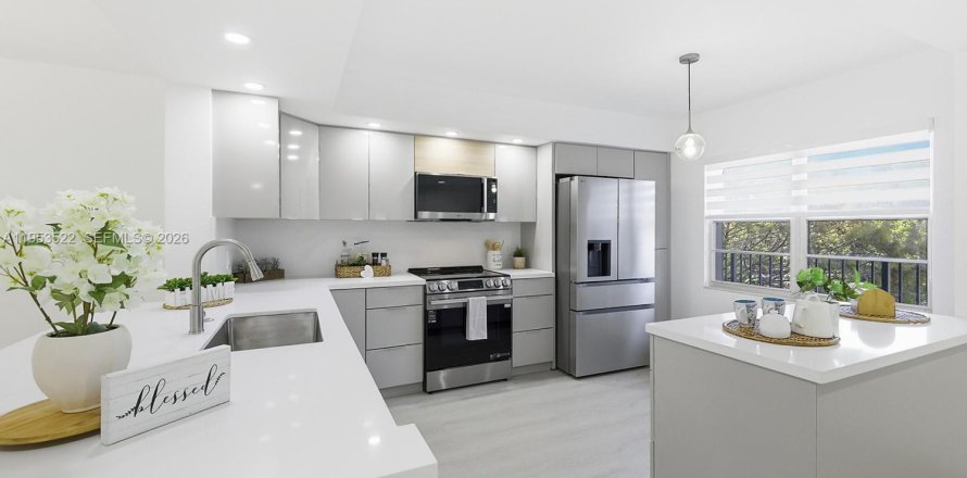 Condo à Pembroke Pines, Floride, 2 chambres  № 2010220