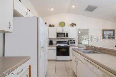 Casa en venta en Palm Coast, Florida, 3 dormitorios, 130.25 m2 № 1747620 - foto 11