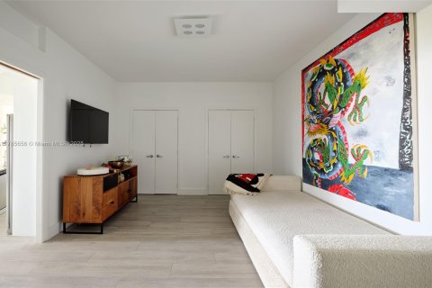 Condominio en venta en Miami, Florida, 2 dormitorios, 113.34 m2 № 1862853 - foto 10