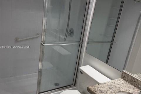 Снять в аренду таунхаус в Майами, Флорида 2 спальни, 119.38м2, № 1989428 - фото 10