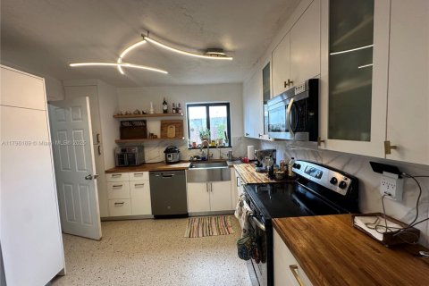 Casa en venta en Hallandale Beach, Florida, 4 dormitorios, 139.35 m2 № 1696151 - foto 6