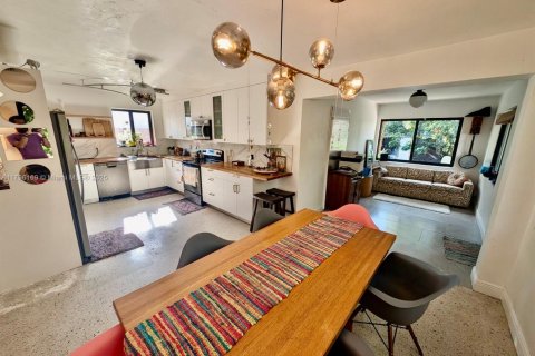 Casa en venta en Hallandale Beach, Florida, 4 dormitorios, 139.35 m2 № 1696151 - foto 3