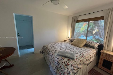 Casa en venta en Hallandale Beach, Florida, 4 dormitorios, 139.35 m2 № 1696151 - foto 11