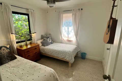 Casa en venta en Hallandale Beach, Florida, 4 dormitorios, 139.35 m2 № 1696151 - foto 13