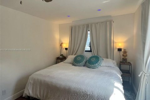 Casa en venta en Hallandale Beach, Florida, 4 dormitorios, 139.35 m2 № 1696151 - foto 8