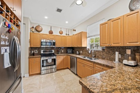 Townhouse in Fort Lauderdale, Florida 3 bedrooms, 196.77 sq.m. № 2343813 - photo 8