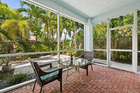 Townhouse in Fort Lauderdale, Florida 3 bedrooms, 196.77 sq.m. № 2343813 - photo 24