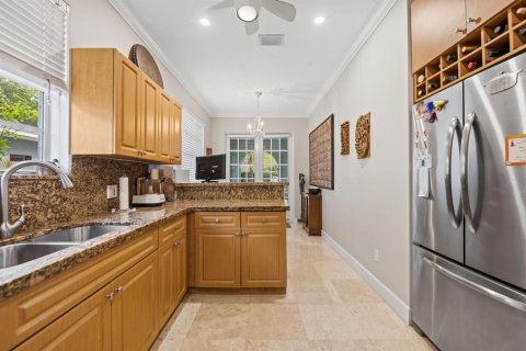 Townhouse in Fort Lauderdale, Florida 3 bedrooms, 196.77 sq.m. № 2343813 - photo 7