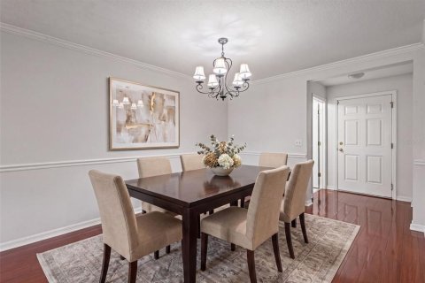 Townhouse in Valrico, Florida 3 bedrooms, 146.14 sq.m. № 2237499 - photo 10