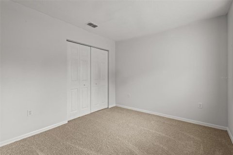 Townhouse in Valrico, Florida 3 bedrooms, 146.14 sq.m. № 2237499 - photo 22