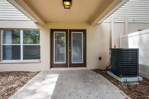 Townhouse in Valrico, Florida 3 bedrooms, 146.14 sq.m. № 2237499 - photo 30