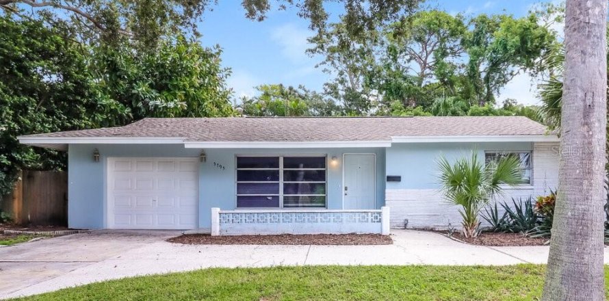 Casa en Seminole, Florida 3 dormitorios, 146.41 m2 № 1905069