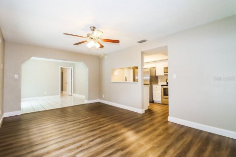 Casa en alquiler en Seminole, Florida, 3 dormitorios, 146.41 m2 № 1905069 - foto 6