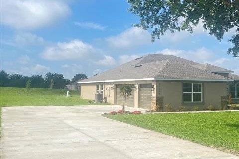 House in Dade City, Florida 4 bedrooms, 216.46 sq.m. № 2200530 - photo 5