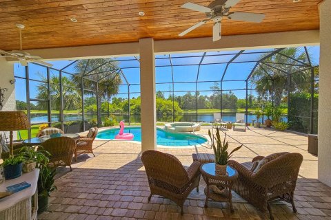 House in Palm Coast, Florida 3 bedrooms, 223.89 sq.m. № 1813062 - photo 8