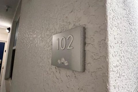 Condominio en alquiler en Kissimmee, Florida, 2 dormitorios, 110.18 m2 № 1561045 - foto 3