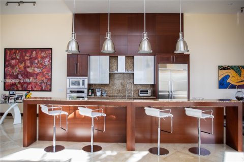 Снять в аренду виллу или дом в Бока-Ратон, Флорида 3 спальни, 229.65м2, № 2066893 - фото 8