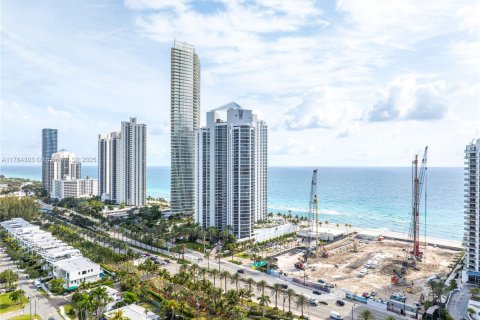 Condo in Sunny Isles Beach, Florida, 3 bedrooms  № 1638622 - photo 26