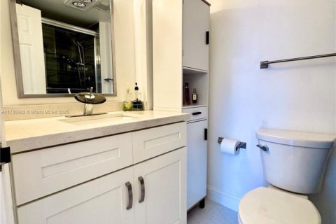 Condominio en venta en Hollywood, Florida, 2 dormitorios, 124.86 m2 № 1811781 - foto 25