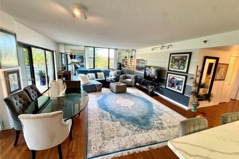 Condominio en venta en Hollywood, Florida, 2 dormitorios, 124.86 m2 № 1811781 - foto 12