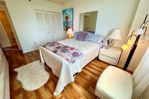 Condominio en venta en Hollywood, Florida, 2 dormitorios, 124.86 m2 № 1811781 - foto 28