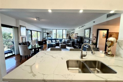Condominio en venta en Hollywood, Florida, 2 dormitorios, 124.86 m2 № 1811781 - foto 13