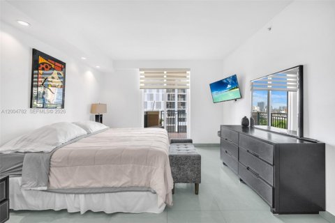 Copropriété à vendre à Sunny Isles Beach, Floride: 3 chambres, 134.43 m2 № 2068192 - photo 16