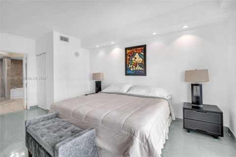 Copropriété à vendre à Sunny Isles Beach, Floride: 3 chambres, 134.43 m2 № 2068192 - photo 17