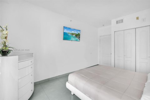 Copropriété à vendre à Sunny Isles Beach, Floride: 3 chambres, 134.43 m2 № 2068192 - photo 26