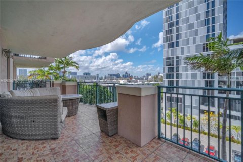 Copropriété à vendre à Sunny Isles Beach, Floride: 3 chambres, 134.43 m2 № 2068192 - photo 11