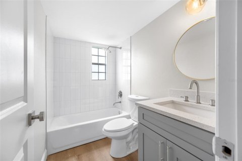 Apartamento en alquiler en Tampa, Florida, 1 dormitorio, 55.74 m2 № 1690429 - foto 14