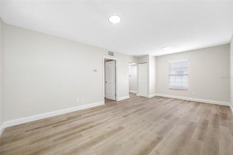 Apartamento en alquiler en Tampa, Florida, 1 dormitorio, 55.74 m2 № 1690429 - foto 6