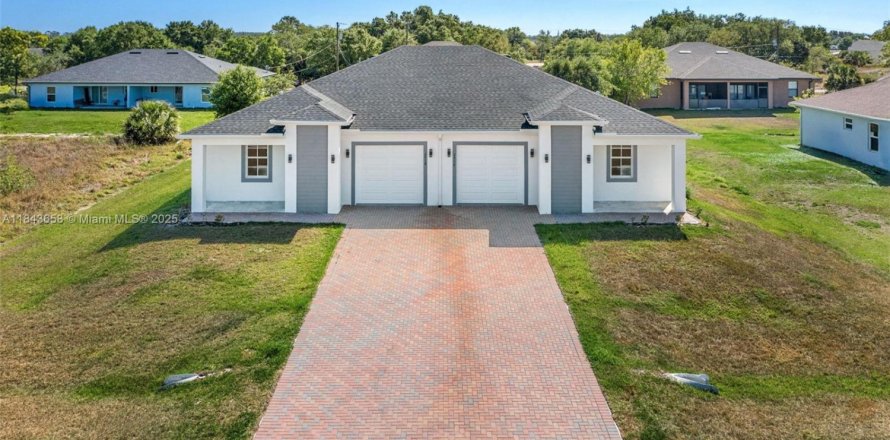 Дом в Лихай-Эйкерс, Флорида 3 спальни № 1957951