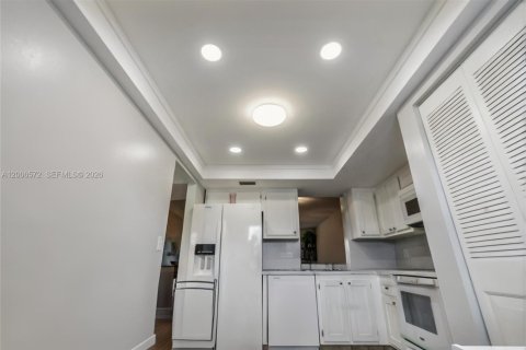 Condominio en venta en Margate, Florida, 2 dormitorios, 92.9 m2 № 2072564 - foto 9