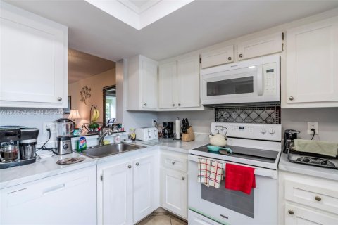 Condominio en venta en Margate, Florida, 2 dormitorios, 92.9 m2 № 2072564 - foto 22