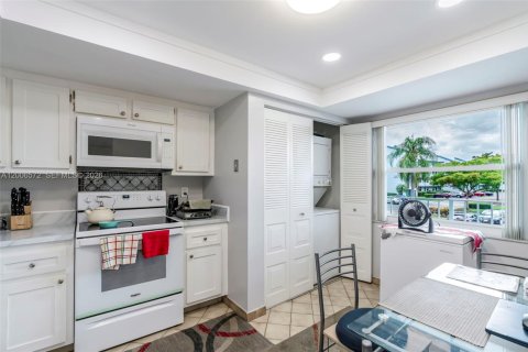 Condominio en venta en Margate, Florida, 2 dormitorios, 92.9 m2 № 2072564 - foto 21