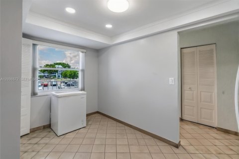 Condominio en venta en Margate, Florida, 2 dormitorios, 92.9 m2 № 2072564 - foto 10