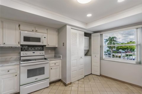 Condominio en venta en Margate, Florida, 2 dormitorios, 92.9 m2 № 2072564 - foto 6