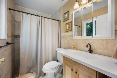 House in Englewood, Florida 3 bedrooms, 130.43 sq.m. № 2092211 - photo 22