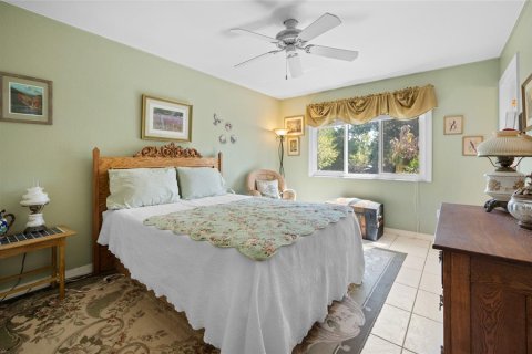 House in Englewood, Florida 3 bedrooms, 130.43 sq.m. № 2092211 - photo 20