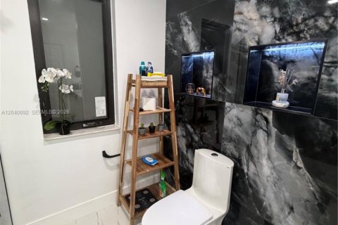 Купить виллу или дом в Майами, Флорида 3 спальни, 211.35м2, № 2086605 - фото 25