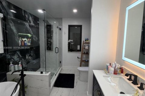 Купить виллу или дом в Майами, Флорида 3 спальни, 211.35м2, № 2086605 - фото 30